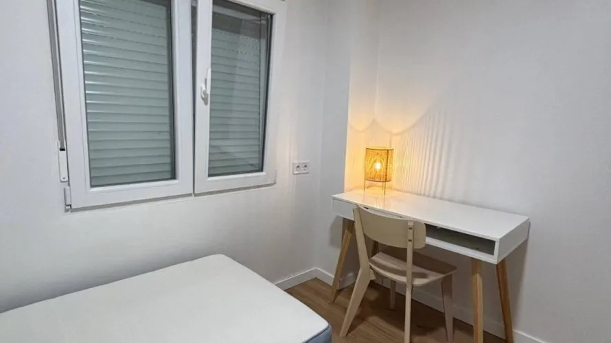 Apartamento de 3 dormitorios en Manises, Spain No. 2785 № 8
