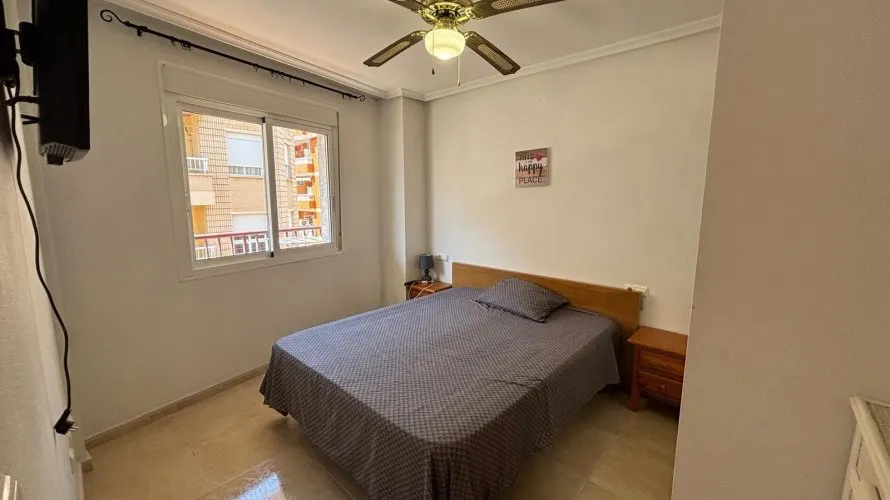 Apartamento de 2 dormitorios en Torrevieja, Spain No. 2810 № 6