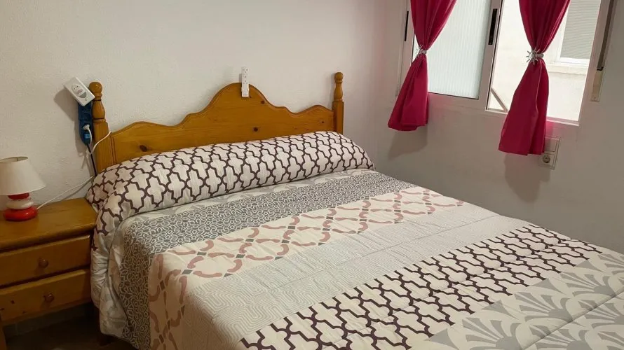 Apartamento de 2 dormitorios en Torrevieja, Spain No. 2685 № 23