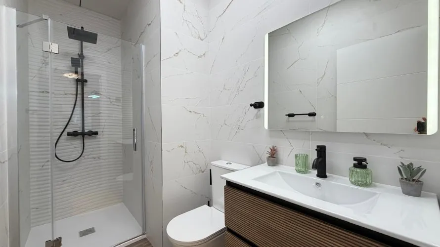 Apartamento de 2 dormitorios en Torrevieja, Spain No. 2738 № 8
