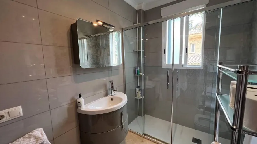 Villa de 5 dormitorios en Cullera, Spain No. 1442 № 18