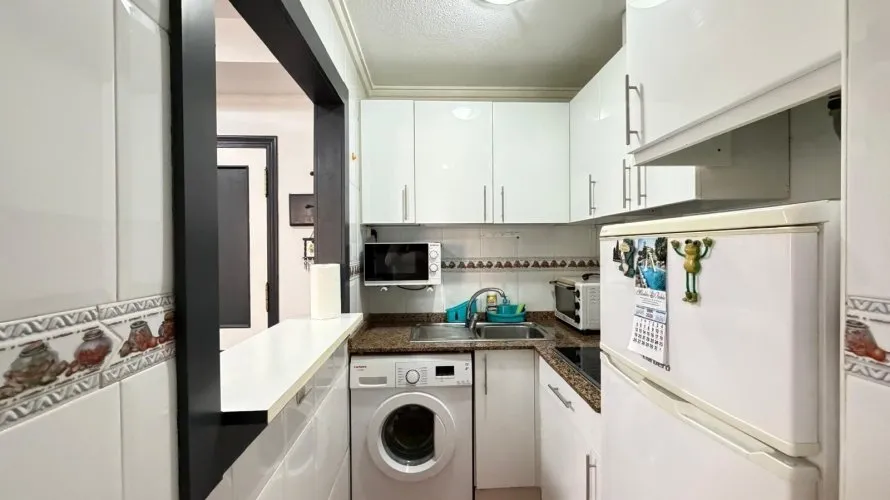 Apartamento de 1 dormitorio en Torrevieja, Spain No. 2728 № 19