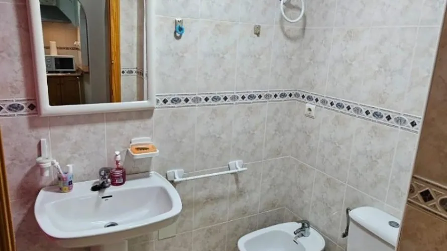 Apartamento de 1 dormitorio en Torrevieja, Spain No. 2784 № 5