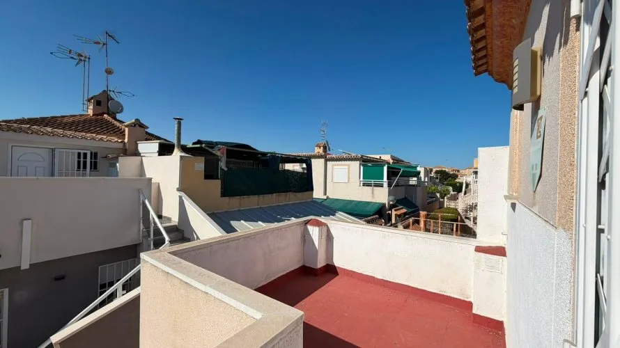 Сasa de 3 dormitorios en Torrevieja, Spain No. 1534 № 21
