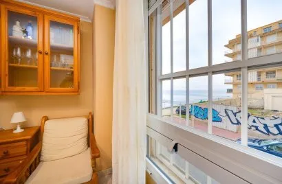 Apartamento de 2 dormitorios en Torrevieja, Spain No. 2756