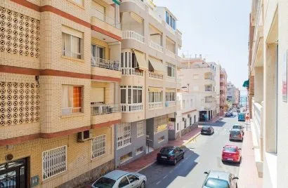 Apartamento de 2 dormitorios en Torrevieja, Spain No. 2838
