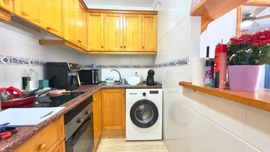 Apartamento de 1 dormitorio en Torrevieja, Spain No. 2821 № 18