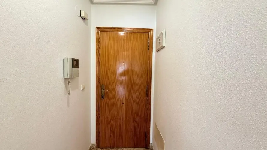 Apartamento de 2 dormitorios en Torrevieja, Spain No. 2729 № 27