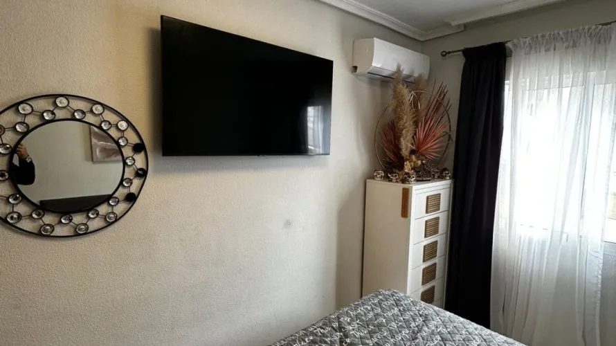 Apartamento de 2 dormitorios en Torrevieja, Spain No. 2700 № 16