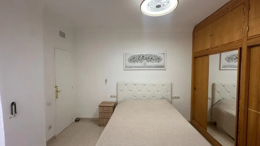 Apartamento de 2 dormitorios en Alicante, Spain No. 2766 № 20