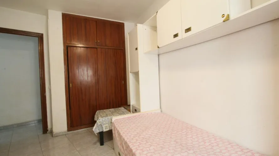 Apartamento de 2 dormitorios en Alicante, Spain No. 1545 № 9