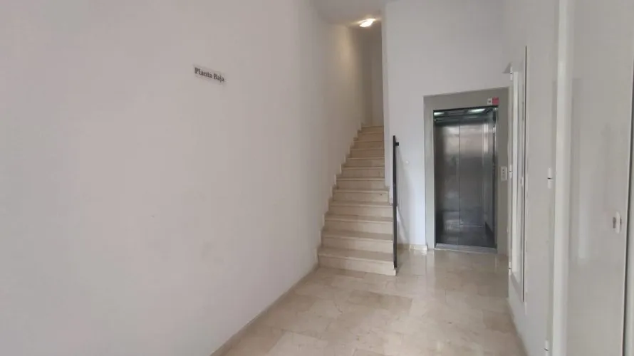 Apartamento de 2 dormitorios en Alicante, Spain No. 1450