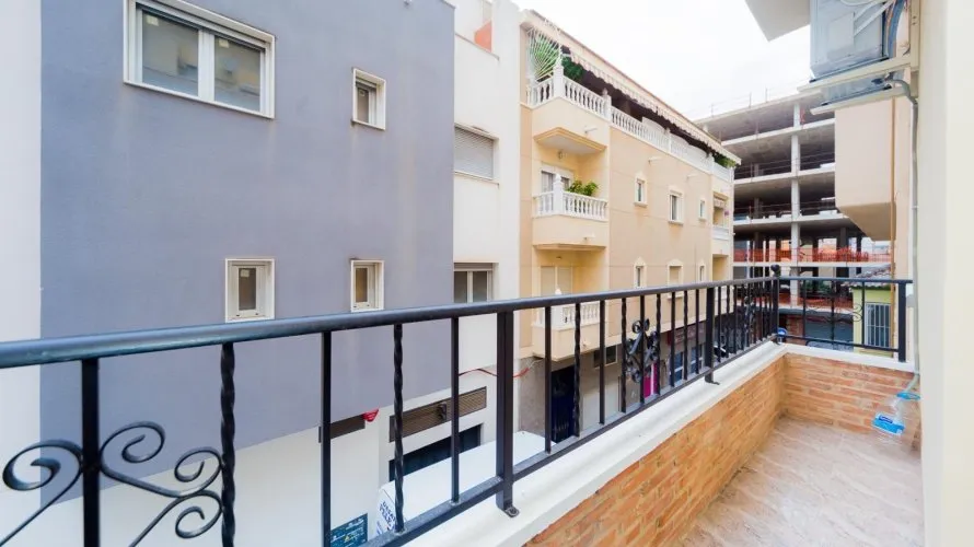 Apartamento de 1 dormitorio en Torrevieja, Spain No. 2713 № 5