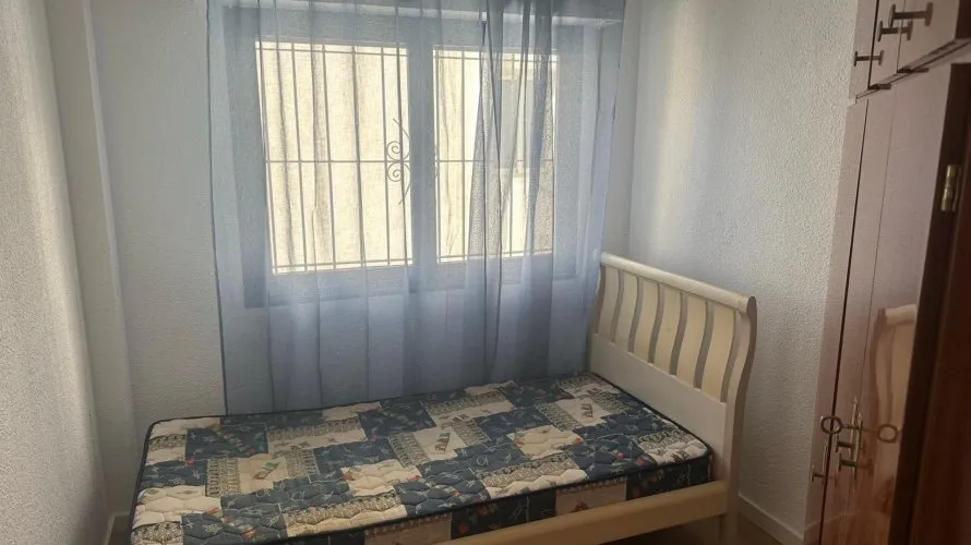 Apartamento de 2 dormitorios en Alicante, Spain No. 2640 № 11