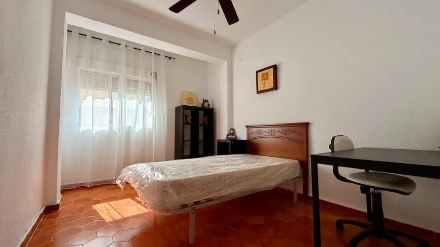 Apartamento de 3 dormitorios en Alicante, Spain No. 2709 № 9