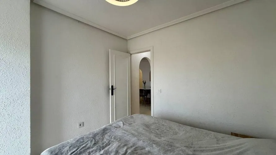 Apartamento de 2 dormitorios en Torrevieja, Spain No. 2692 № 14