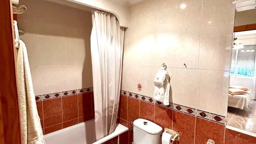 Apartamento de 3 dormitorios en Torrevieja, Spain No. 2712 № 1