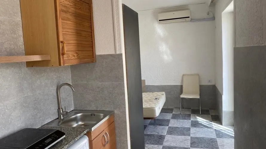 Apartamento de 2 dormitorios en Alicante, Spain No. 2829 № 4