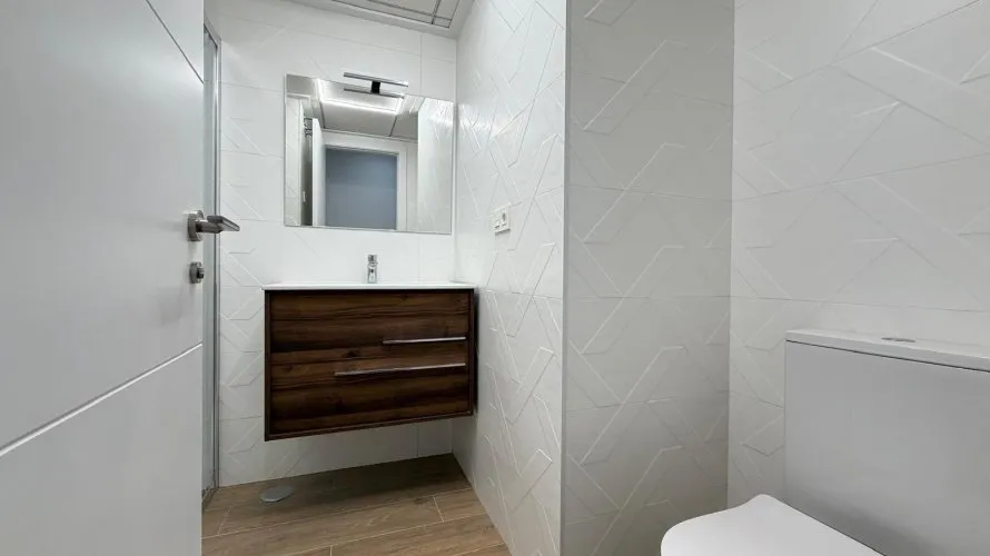 Apartamento de 2 dormitorios en Torrevieja, Spain No. 1957 № 24