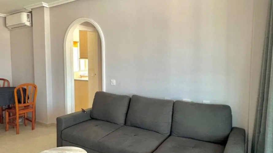 Apartamento de 2 dormitorios en Torrevieja, Spain No. 2847 № 8