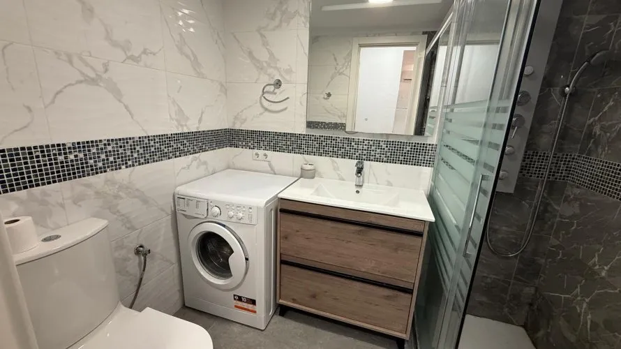 Apartamento de 2 dormitorios en Torrevieja, Spain No. 2762 № 5