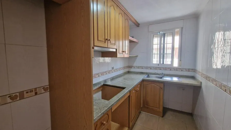 Apartamento de 2 dormitorios en Torrevieja, Spain No. 2681 № 4
