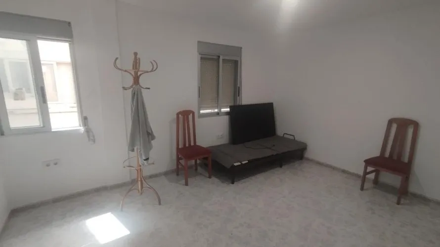 Apartamento de 2 dormitorios en Alicante, Spain No. 2833 № 10