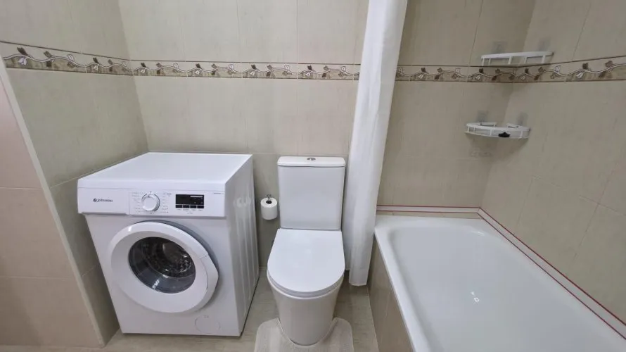 Apartamento de 3 dormitorios en Torrevieja, Spain No. 1953 № 13