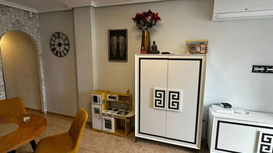 Apartamento de 2 dormitorios en Torrevieja, Spain No. 2700 № 11
