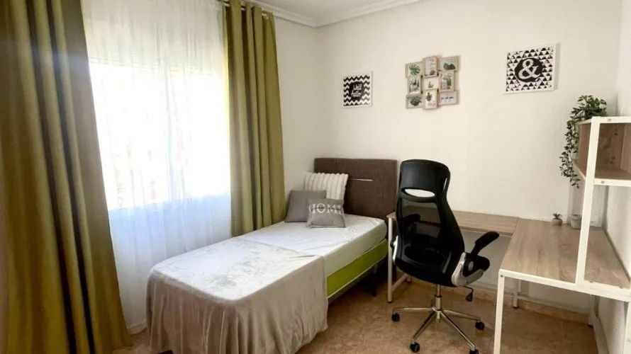 Apartamento de 1 dormitorio en Torrevieja, Spain No. 2733 № 5