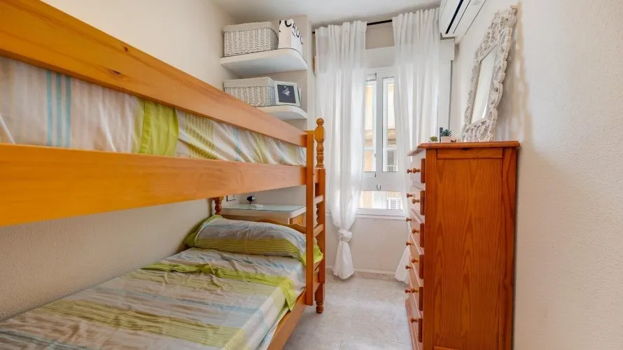 Apartamento de 2 dormitorios en Torrevieja, Spain No. 2756 № 13