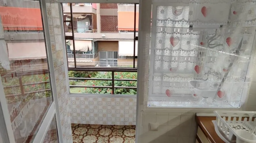 Apartamento de 3 dormitorios en Alicante, Spain No. 2660 № 5