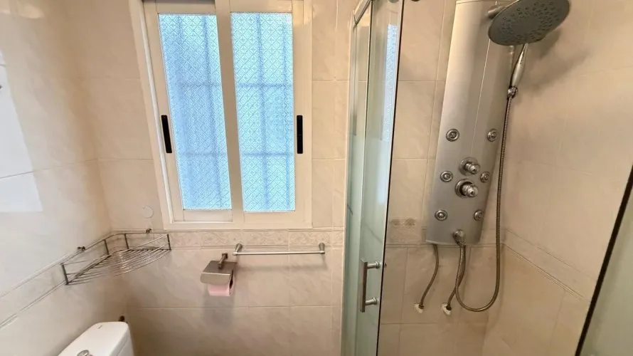 Apartamento de 1 dormitorio en Torrevieja, Spain No. 2690 № 17