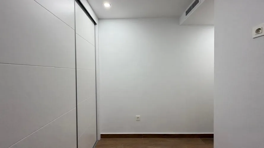 Apartamento de 2 dormitorios en Torrevieja, Spain No. 1957 № 21