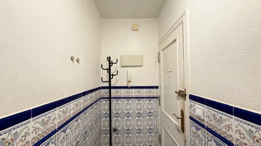 Apartamento de 1 dormitorio en Torrevieja, Spain No. 2690 № 25