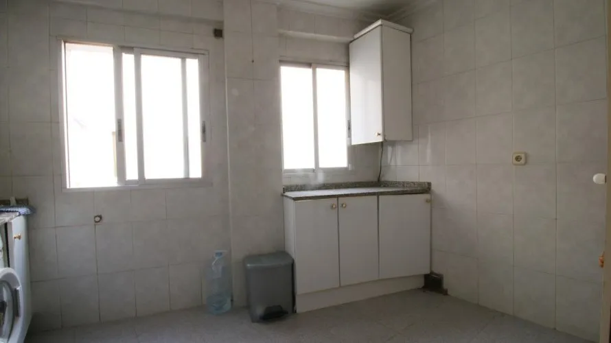Apartamento de 2 dormitorios en Alicante, Spain No. 1545 № 13