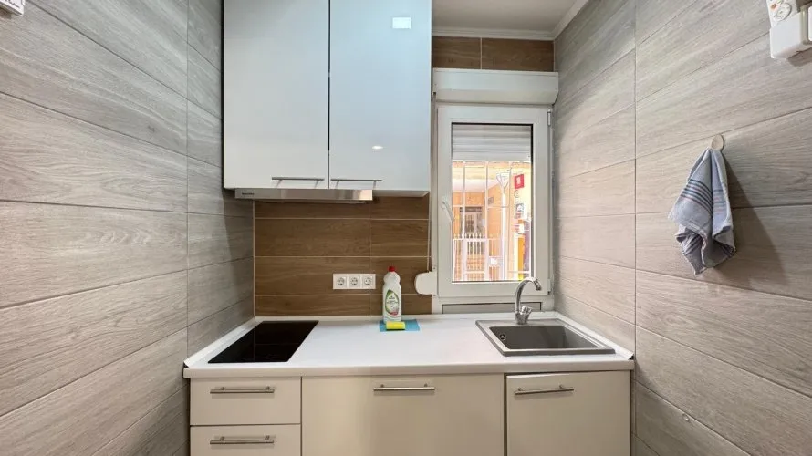 Apartamento de 2 dormitorios en Torrevieja, Spain No. 2667 № 17