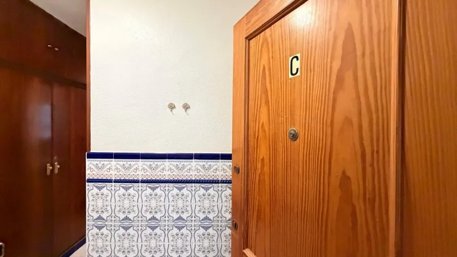 Apartamento de 1 dormitorio en Torrevieja, Spain No. 2690 № 28