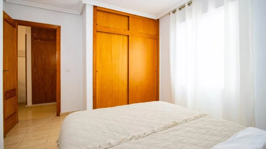 Apartamento de 1 dormitorio en Torrevieja, Spain No. 2860 № 11