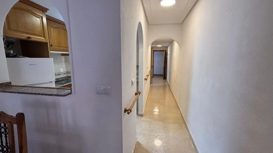 Apartamento de 2 dormitorios en Torrevieja, Spain No. 2810 № 3