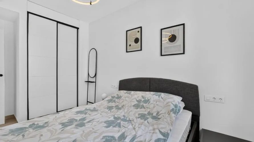 Villa de 178m² en Guardamar del Segura, Spain No. 2931 № 7