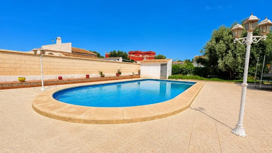 Villa de 200m² en Torrevieja, Spain No. 2964 № 8
