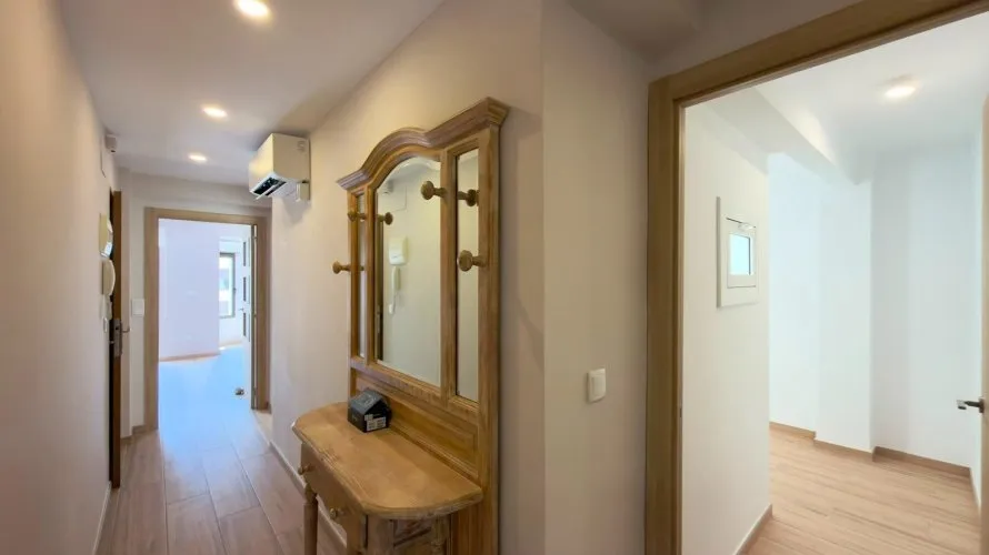 Apartamento de 2 dormitorios en Villajoyosa, Spain No. 3048 № 1
