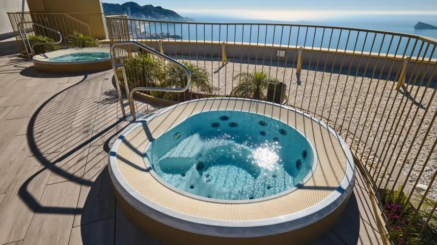 Apartamento de 2 dormitorios en Benidorm, Spain No. 2970 № 8