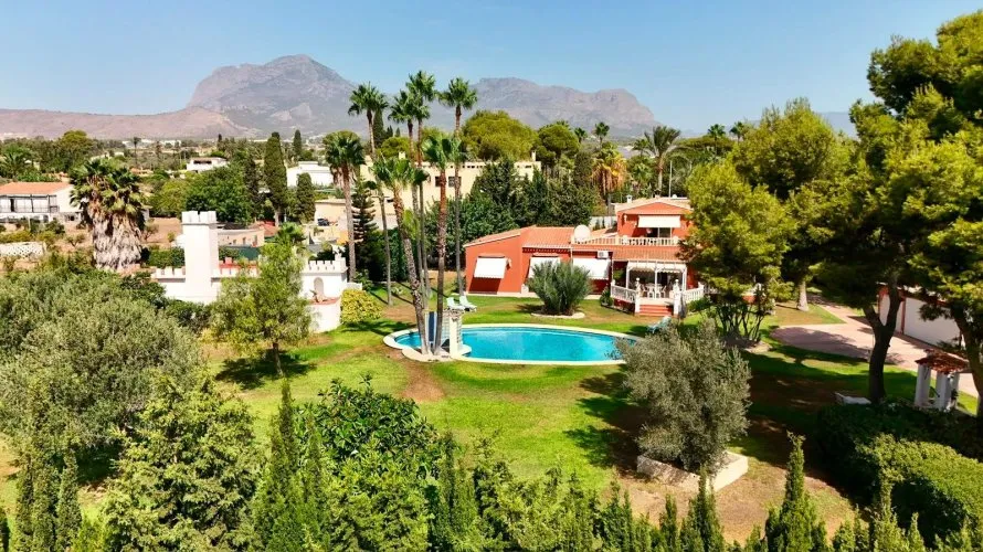 Villa de 5 dormitorios en Benidorm, Spain No. 3011 № 19
