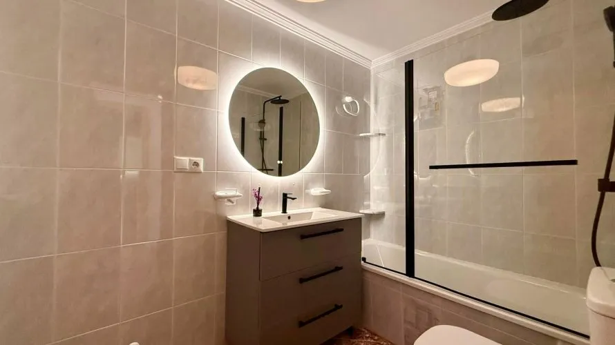 Apartamento de 2 dormitorios en Torrevieja, Spain No. 2944 № 12