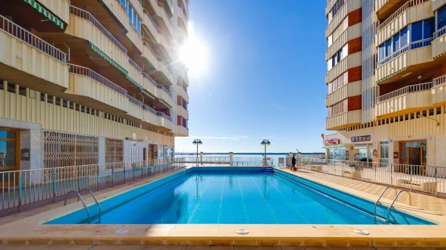 Apartamento de 100m² en Torrevieja, Spain No. 2965 № 24