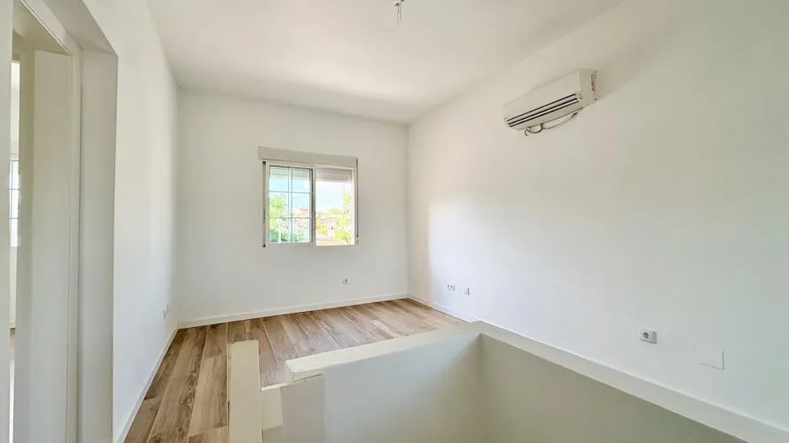 Сasa de 4 dormitorios en Torrevieja, Spain No. 2990 № 5