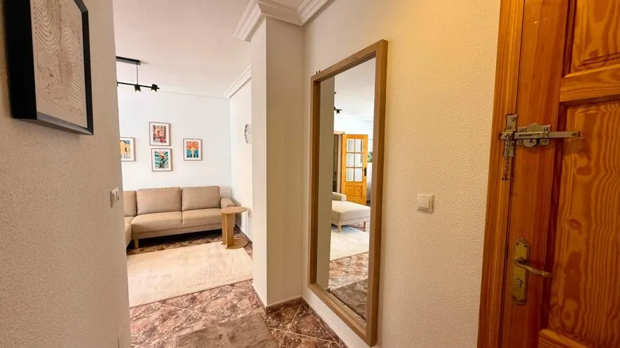 Apartamento de 2 dormitorios en Torrevieja, Spain No. 2944 № 11