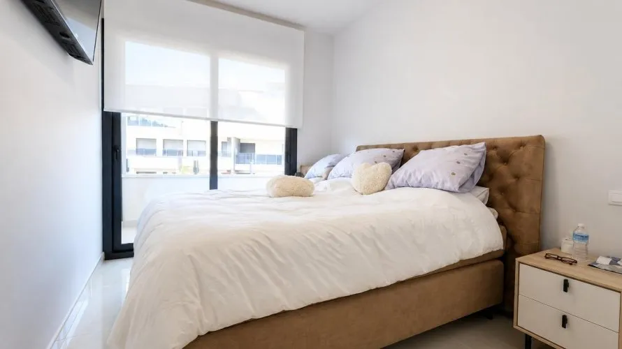Apartamento de 3 dormitorios en Torrevieja, Spain No. 2997 № 1